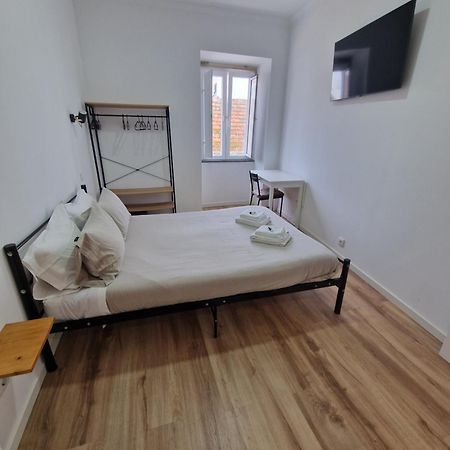 Wolley - Peniche Guesthouse Экстерьер фото